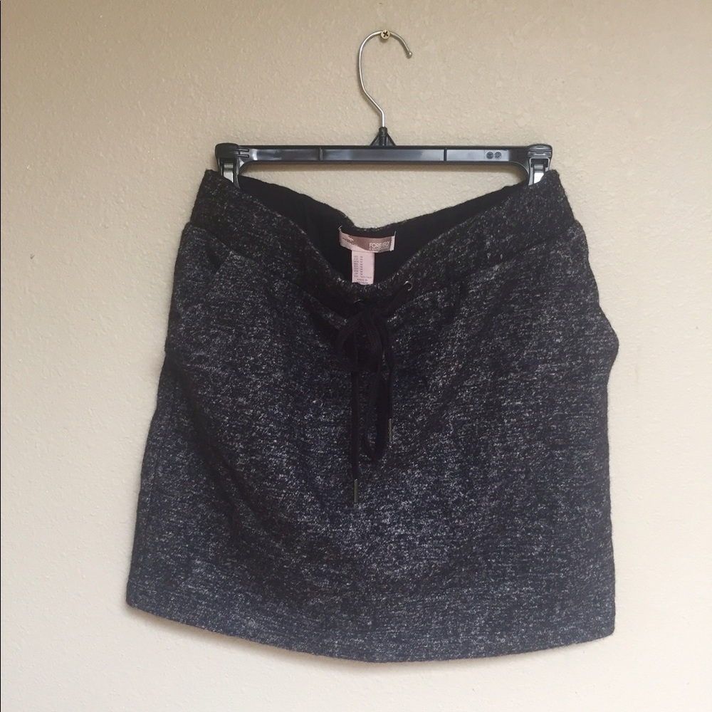 Forever 21 dark gray pocket mini skirts