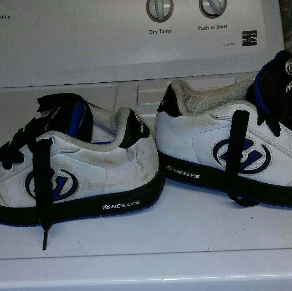 Heelys - Picture 1 of 3