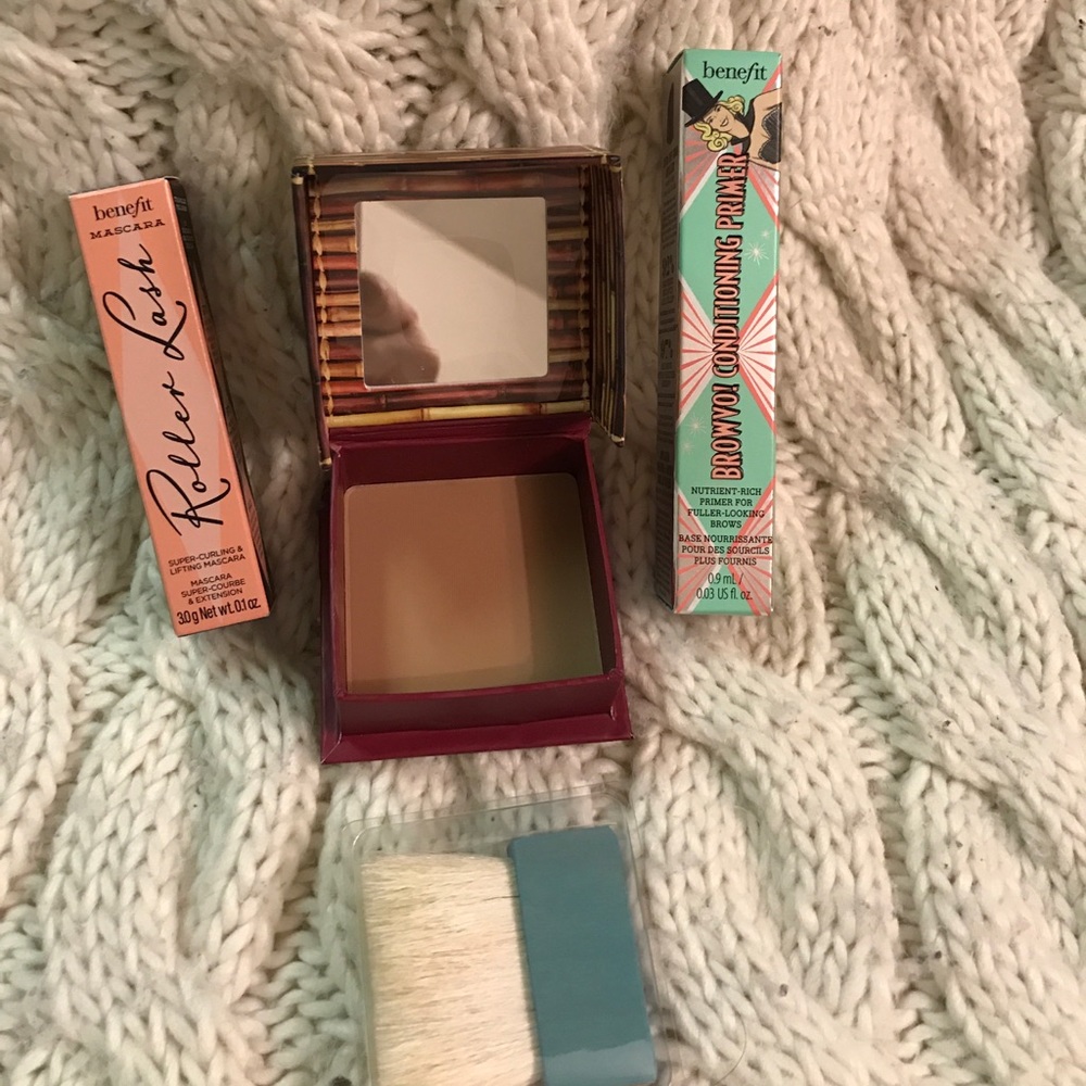 Brand new benefit Hoola bronzer!
