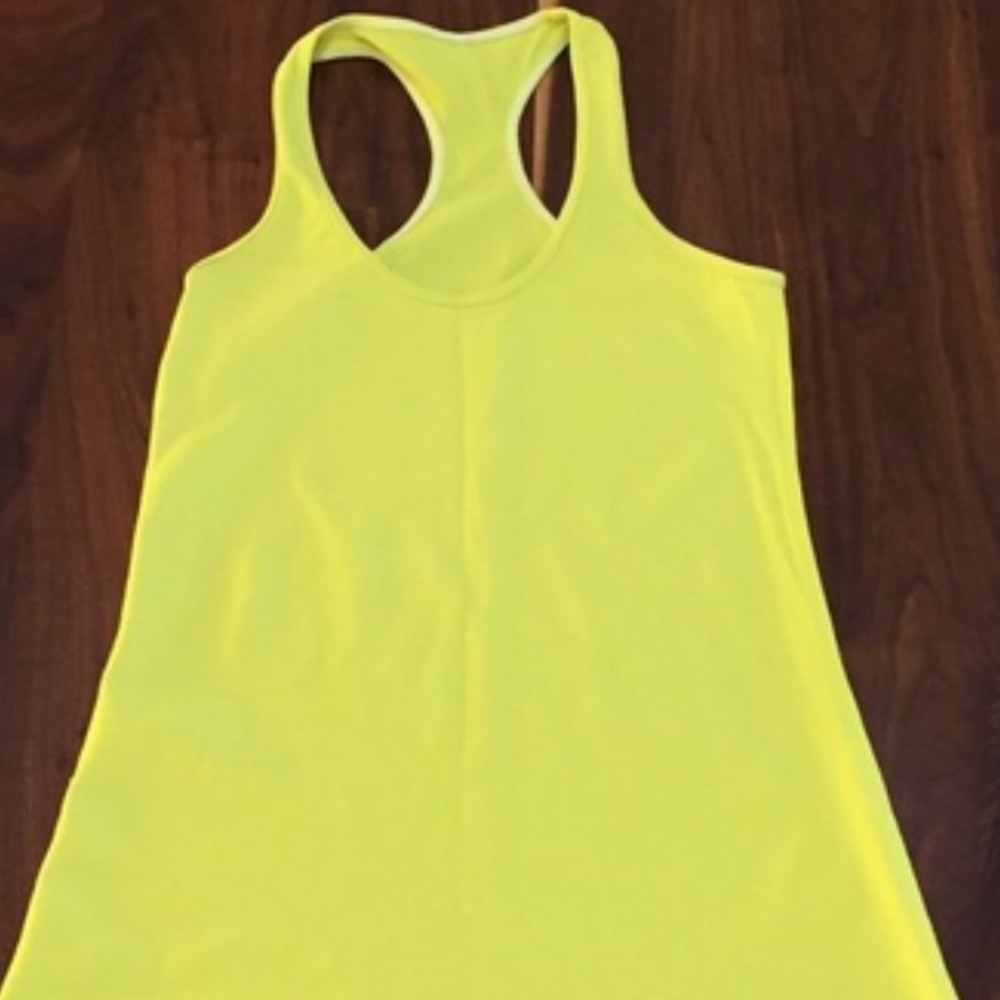 Lululemon yellow sz 6 cool racer back tank