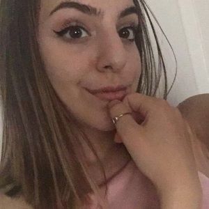 Meet your Posher, Helen