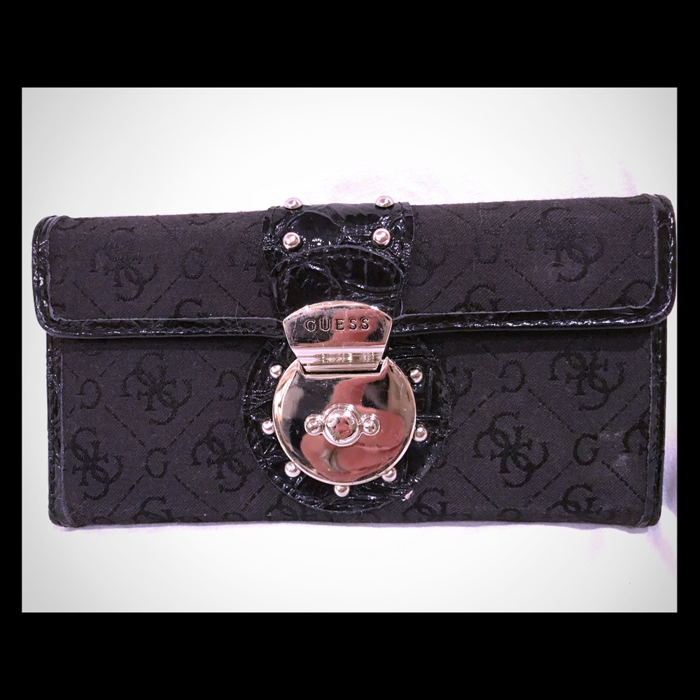 Guess wallet