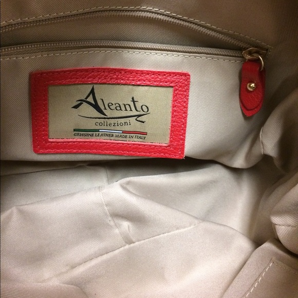 Made in Italy Satchel Purse - Picture 6 of 6