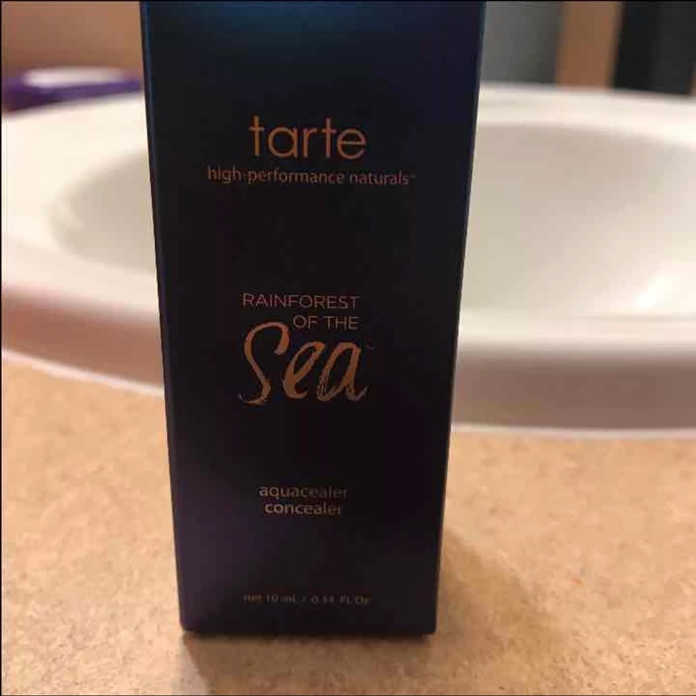 Tarte rainforest of the sea concealer RICH