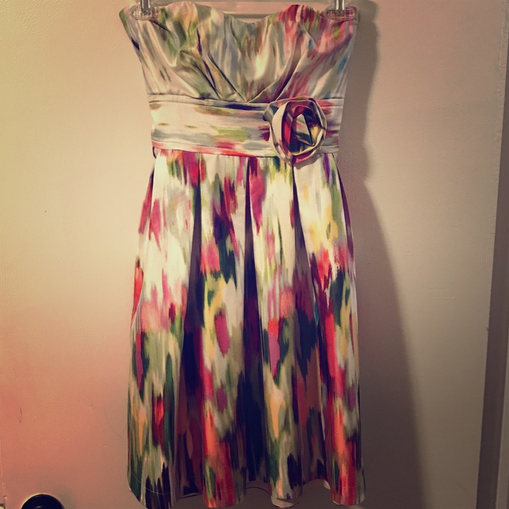 Satin sweetheart neckline dress