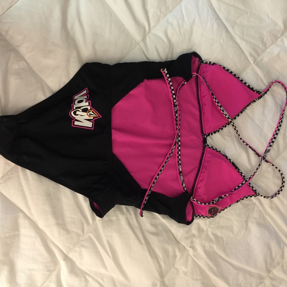 One piece bathing suit