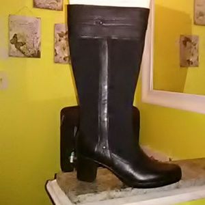 Clarks ladies boots