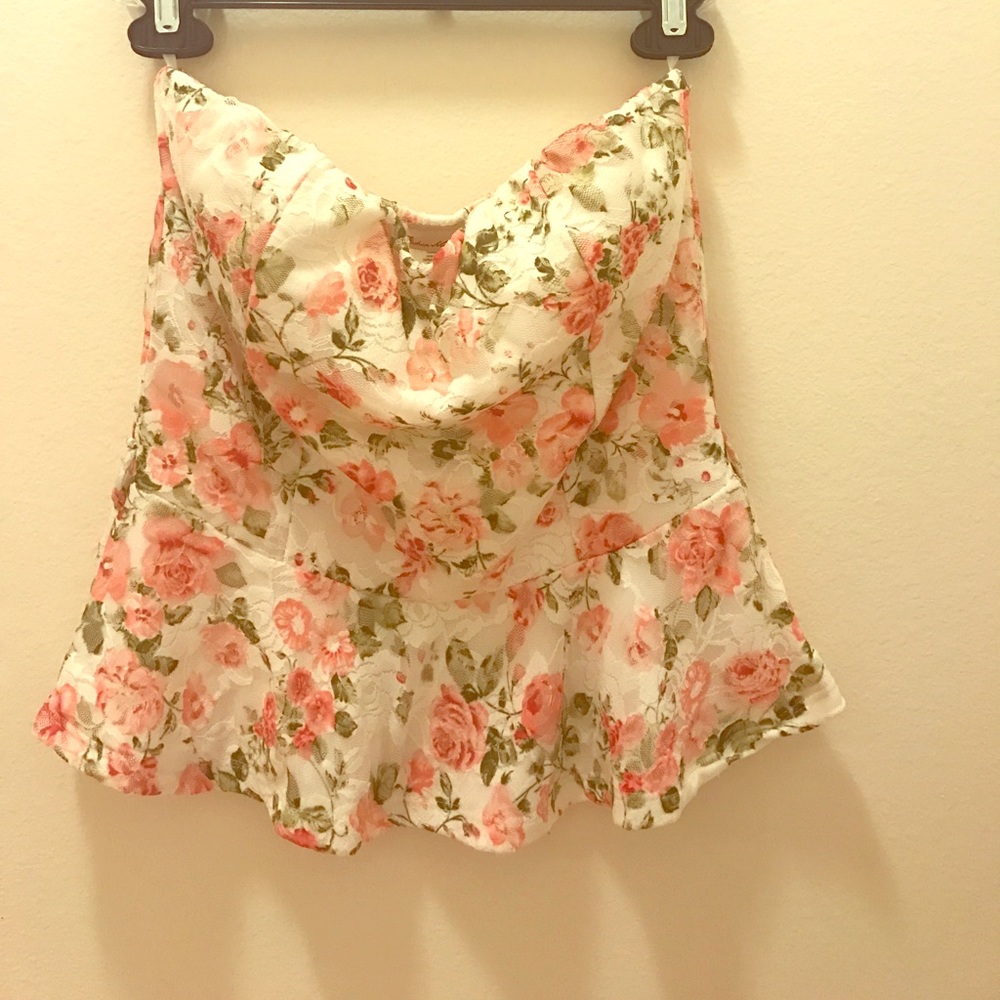 Floral lace peplum tube top