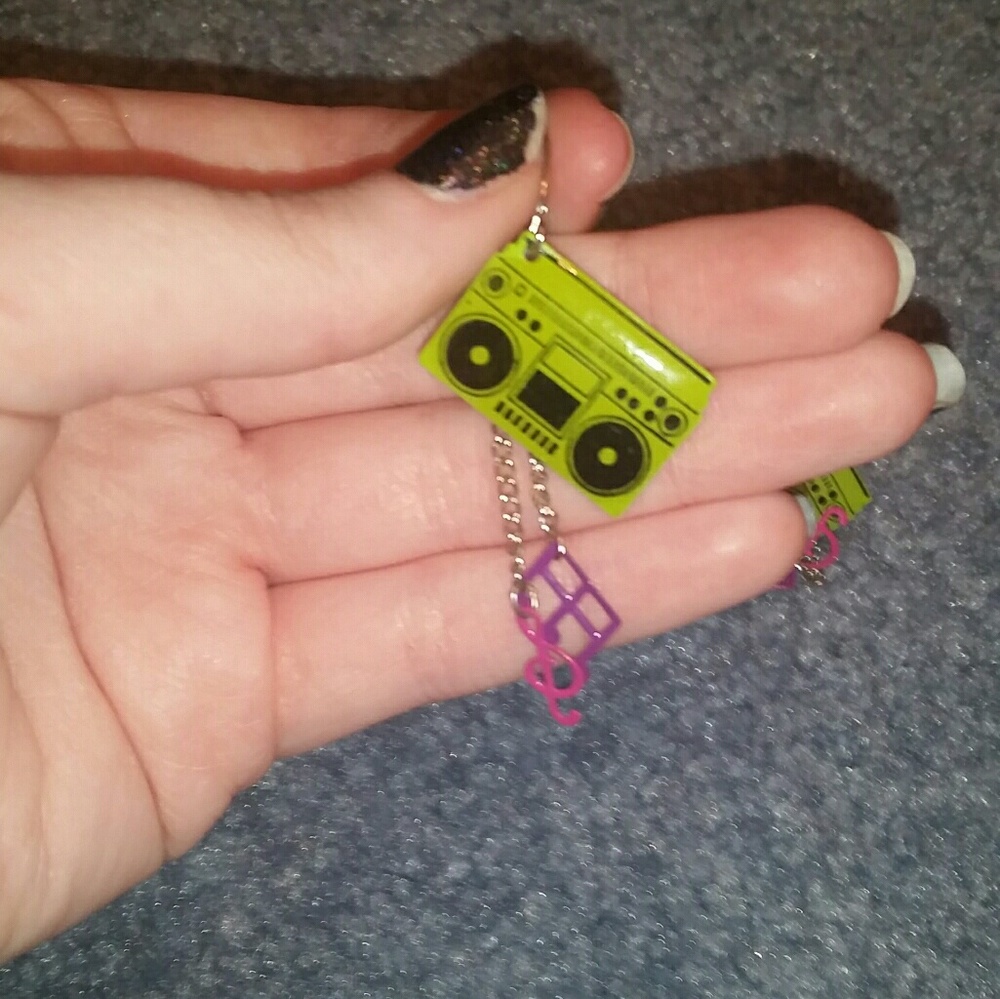 Raido & music note dangly earrings