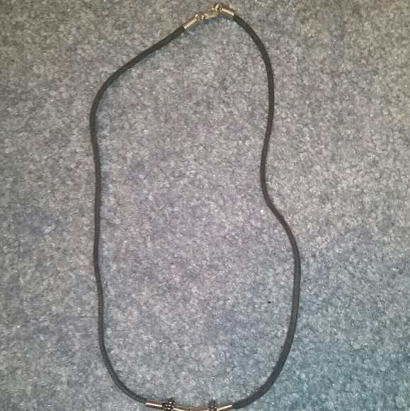 Peace Sign necklace - Picture 2 of 2
