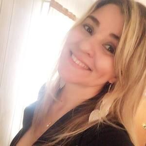 Meet your Posher, Ana