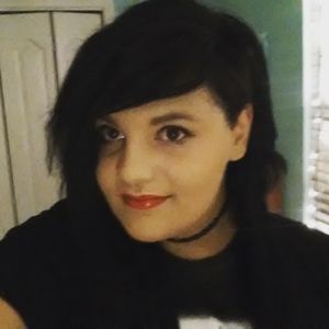Meet your Posher, Ella