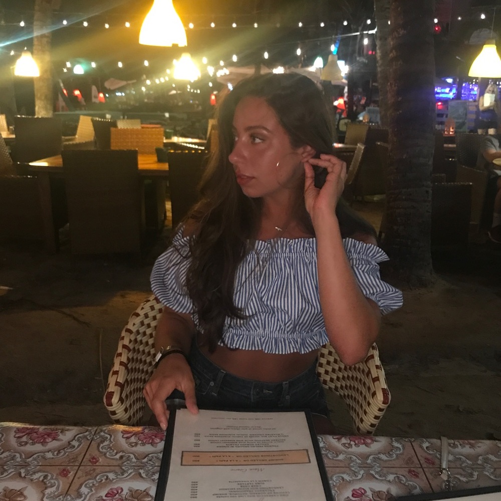 Meet your Posher, Christina