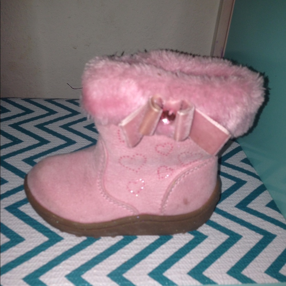Toddlers size 5 pink boots