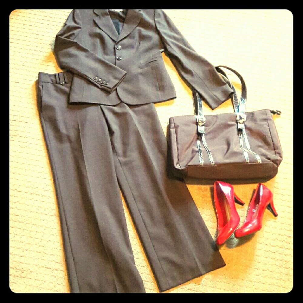 LOFT Women's 2 Piece Brown Suit