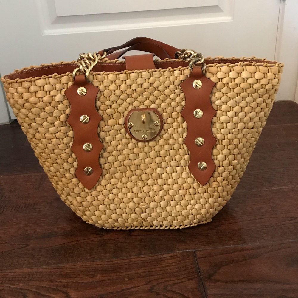 Authentic Michael kors Handbag\purse