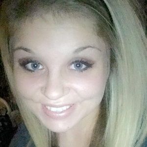 Meet your Posher, Brianna