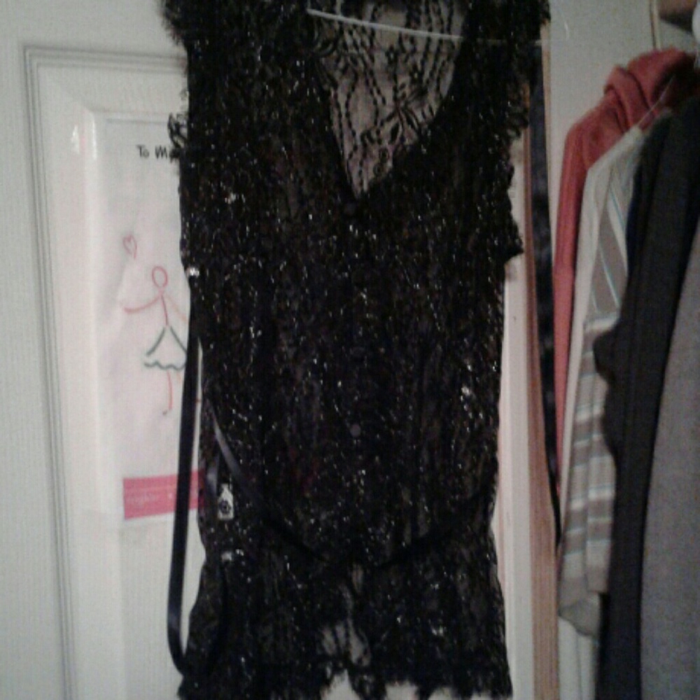 Women's shirt very nice