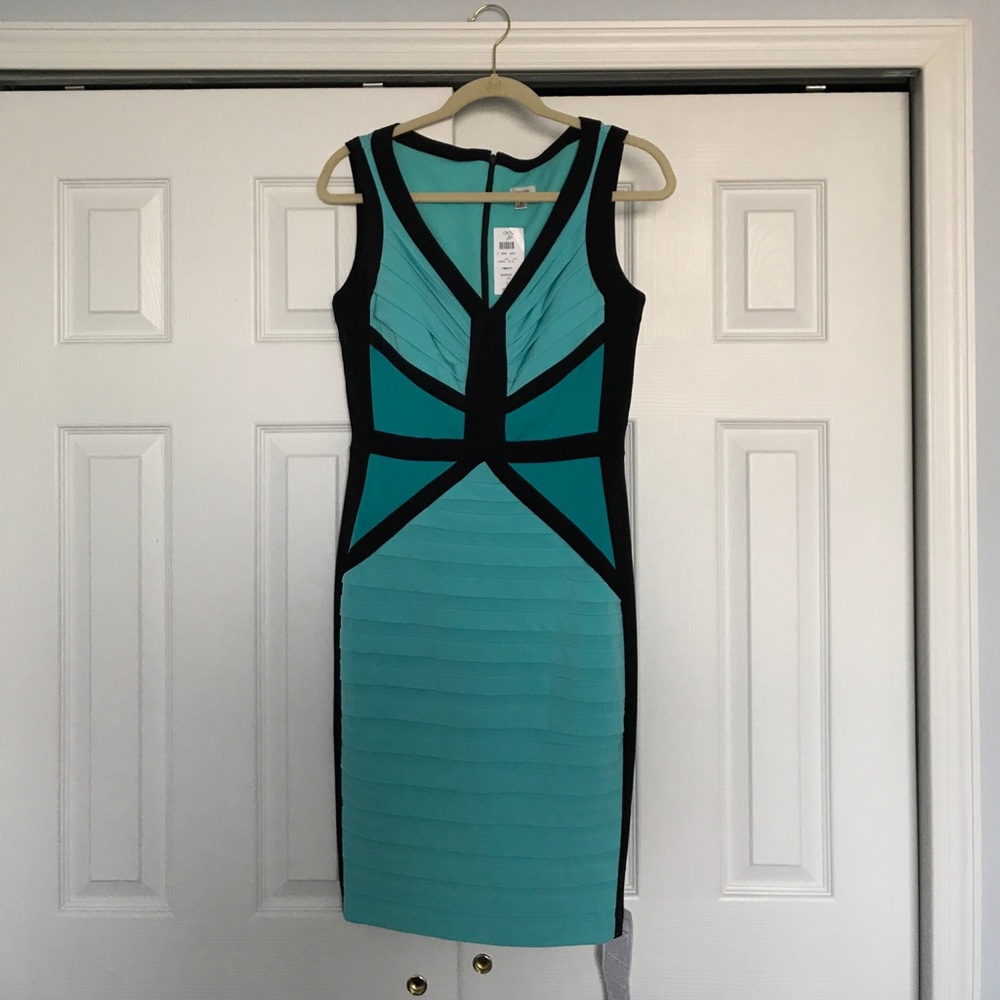 Knee length dress from cache.