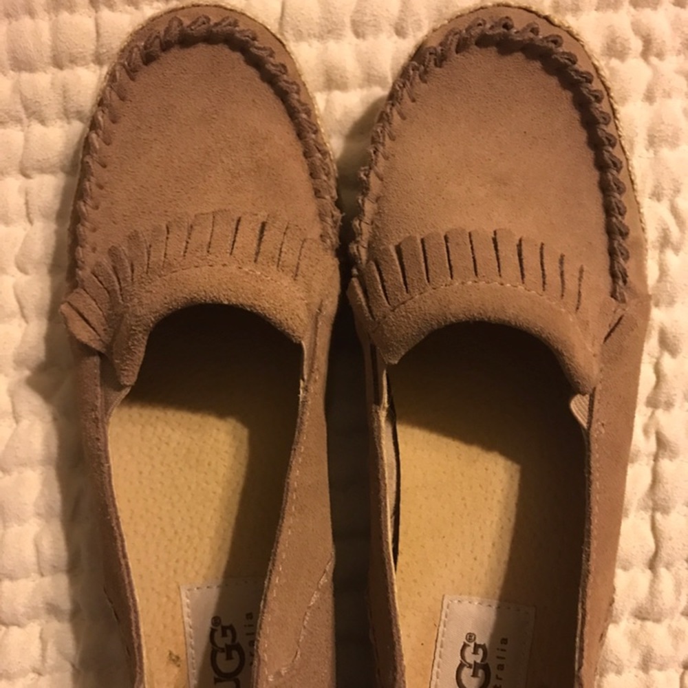 Kids ugg moccasins