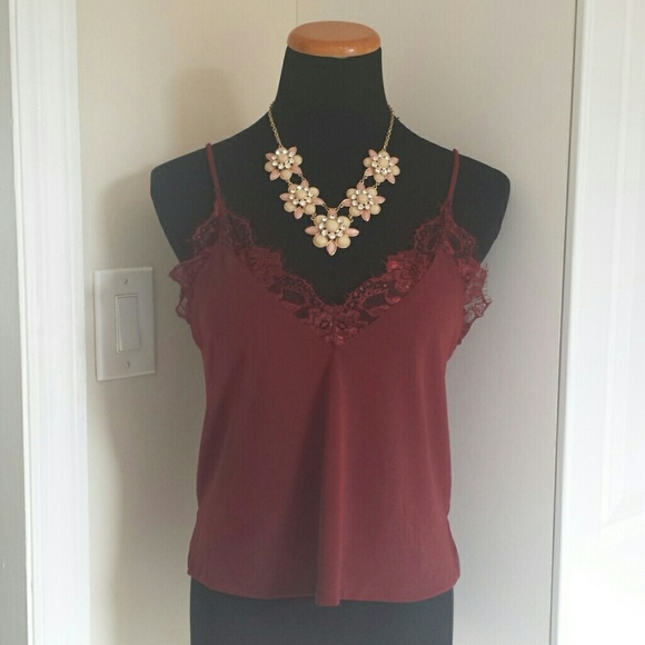 NWT Silky Velvety Lace Trim Loose Flowy Tank Top - Picture 2 of 5