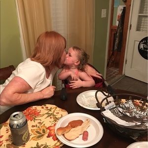 Meet your Posher, Lisa