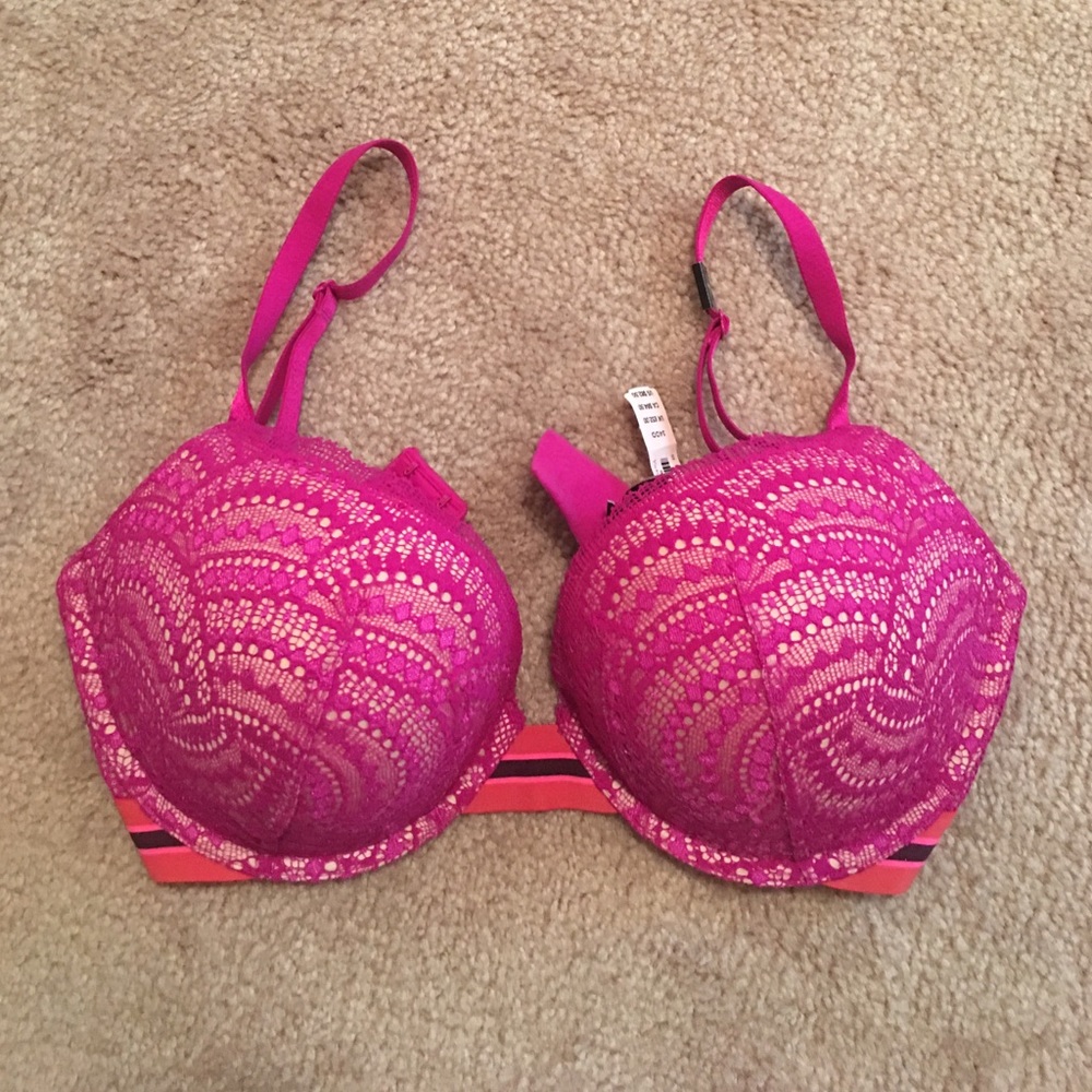 VS Bra