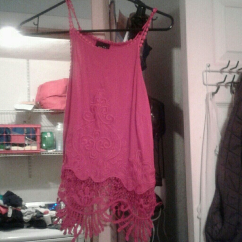 Rue 21 sleeveless shirt