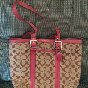 Purse. All items firm $