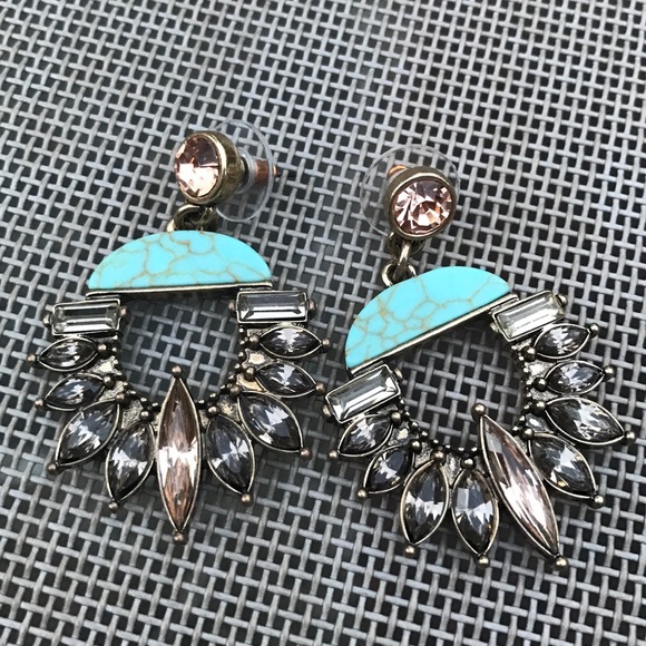 💓NEW💓 Beautiful Stone Hoop Style Earrings - Picture 2 of 3