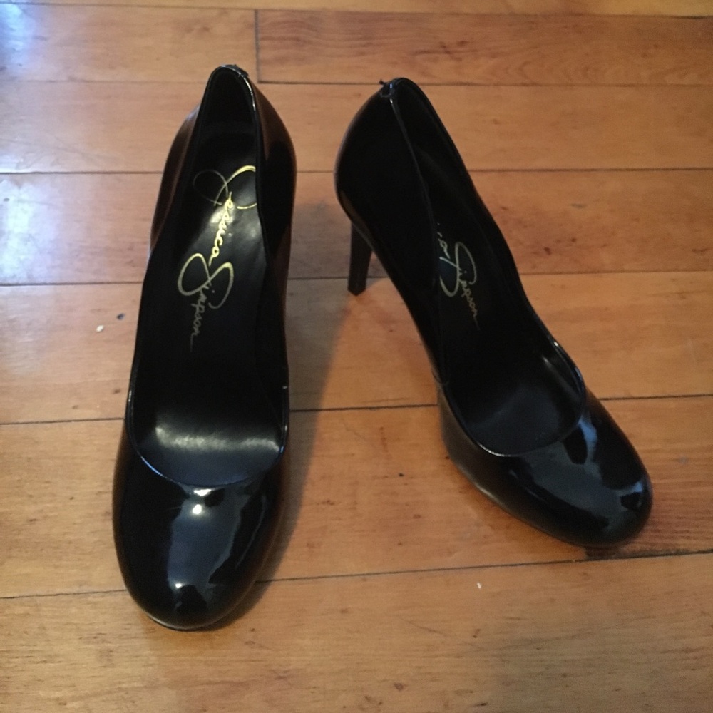 Shiny black Jessica Simpson high heels sz 7 1/2