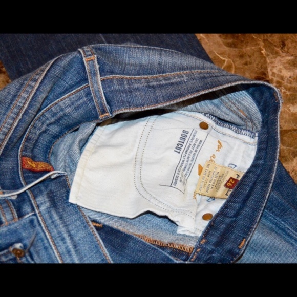 (7FAMK) Bootcut Classic Jeans 31" inseam - Picture 4 of 4