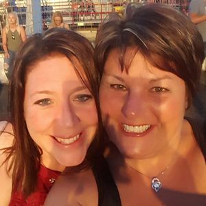 Meet your Posher, Stacy