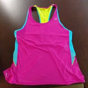 New balance tank w/split back