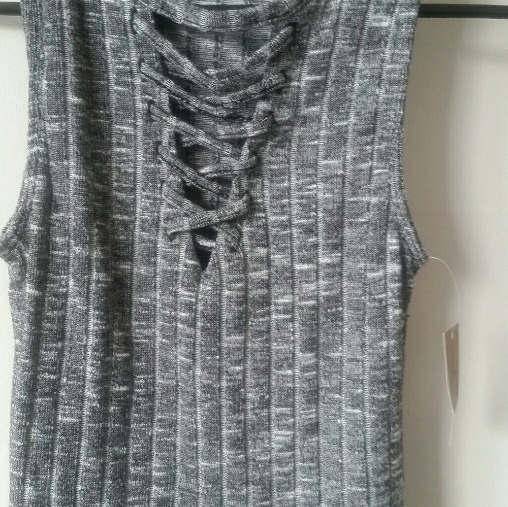 Women's American Eagle Outfitter XS - Picture 4 of 4