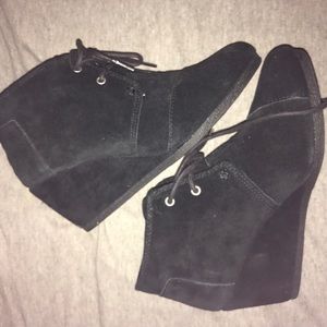 TOMS ankle booties