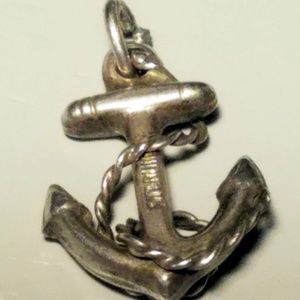 VINTAGE 1940'S STERLING SILVER ANCHOR CHARM
