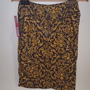 Xhilaration Pasley Navy/Gold Knit Skirt