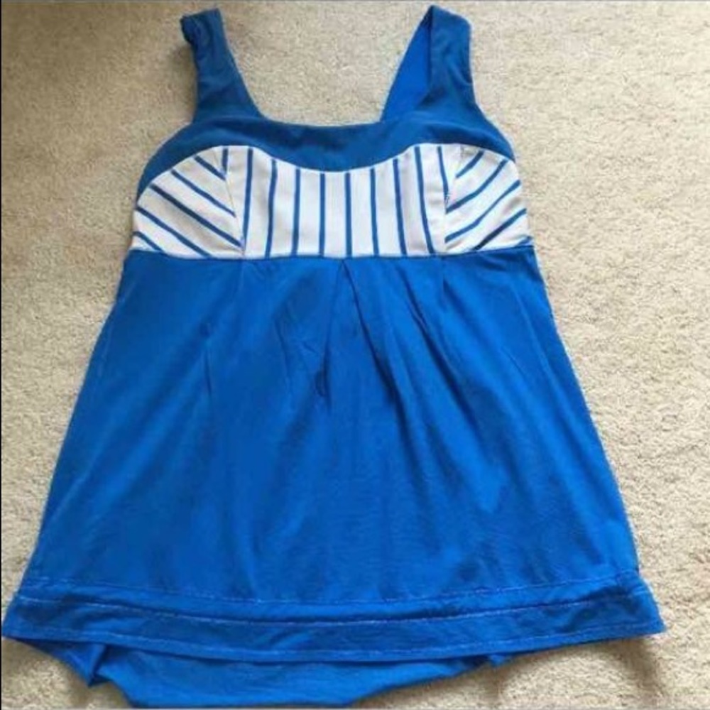 Lululemon tame me Tank size 8 VGUC