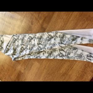 Onzie Workout Pants