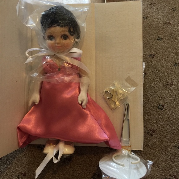Marie Osmond Doll 10' Tall w/ stand - Picture 4 of 4