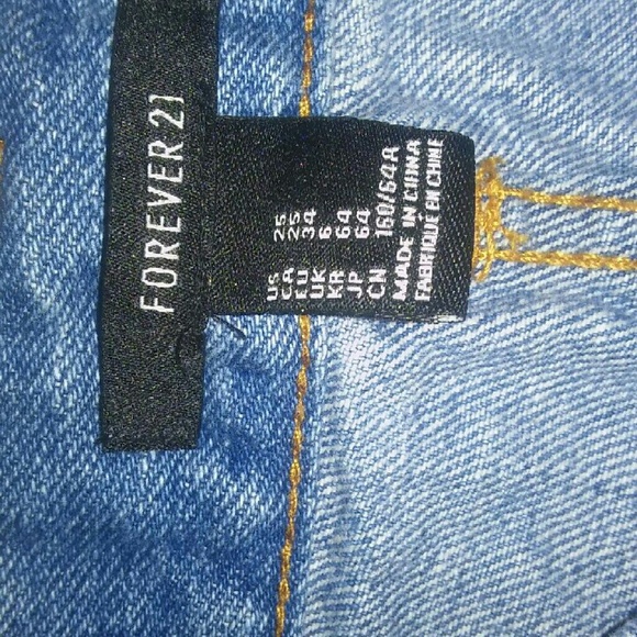 Forever 21 shorts - Picture 2 of 2