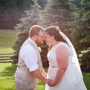 Meet your Posher, Dee