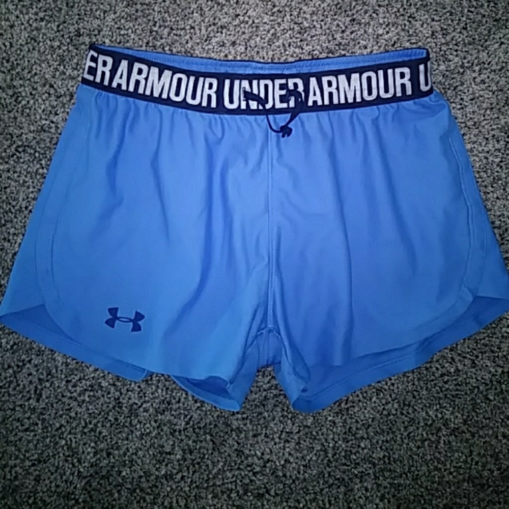 2 XS under armour shorts