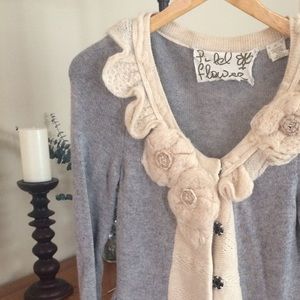 Cardigan sweater