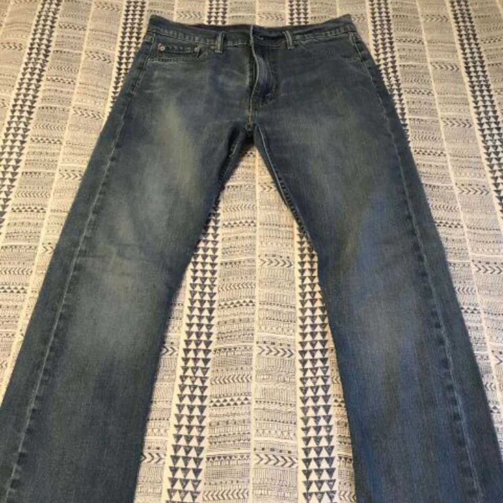 Levi's 33/32 jeans