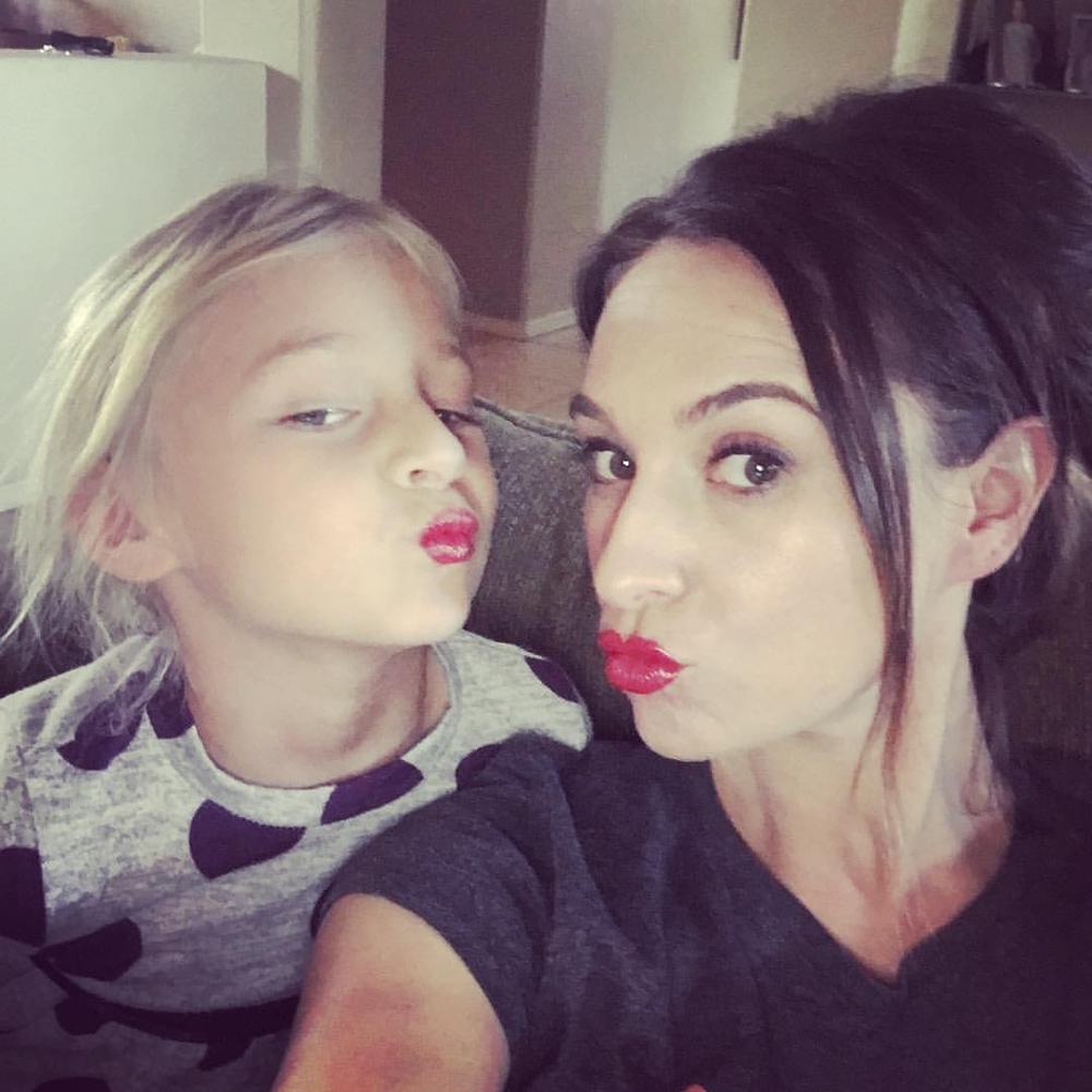 Meet your Posher, Quella