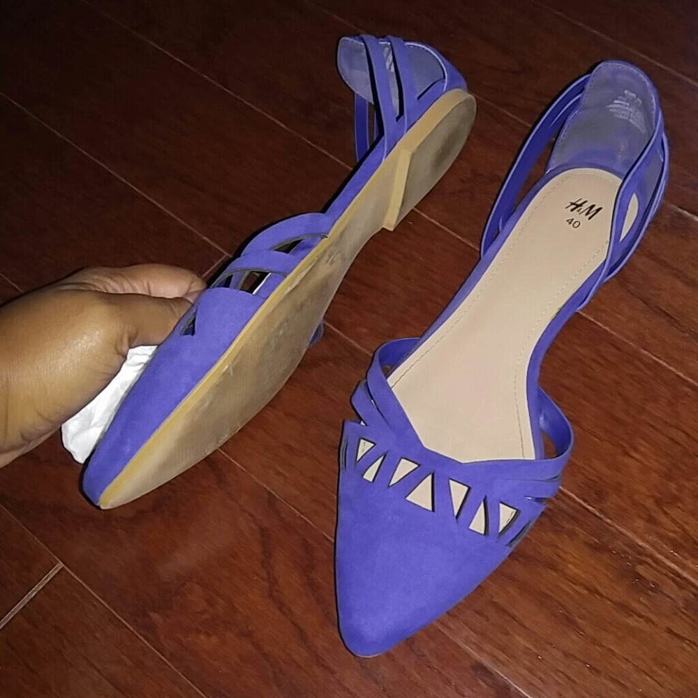 Shoes - Picture 2 of 2