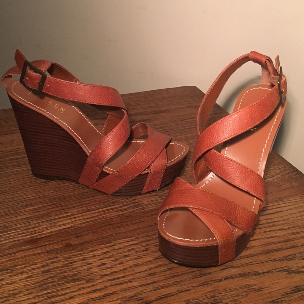 Like-new LAUREN Ralph Lauren wedge sandals