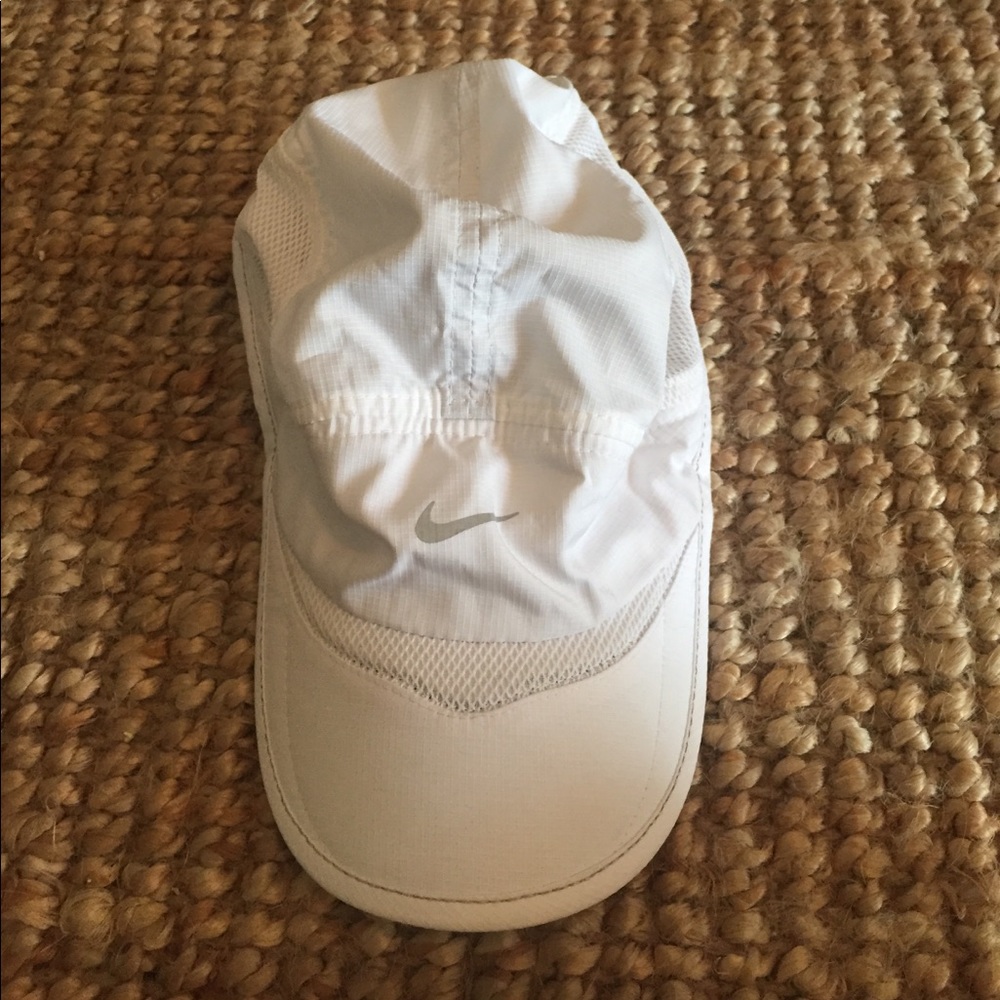 NIKE Daybreak Hat